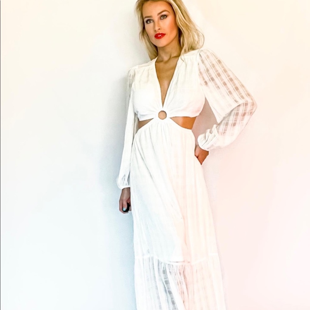 White maxi dress